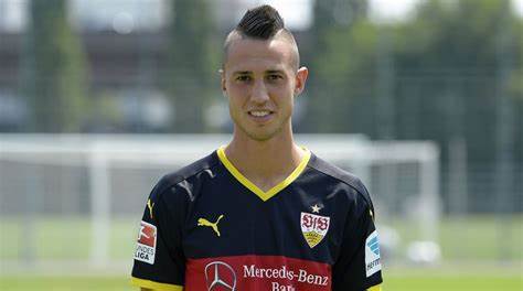 关于里程碑夜！斯图加特强势反弹；葡超今夜刷纪录；底气十足；团队化学反应显著的信息