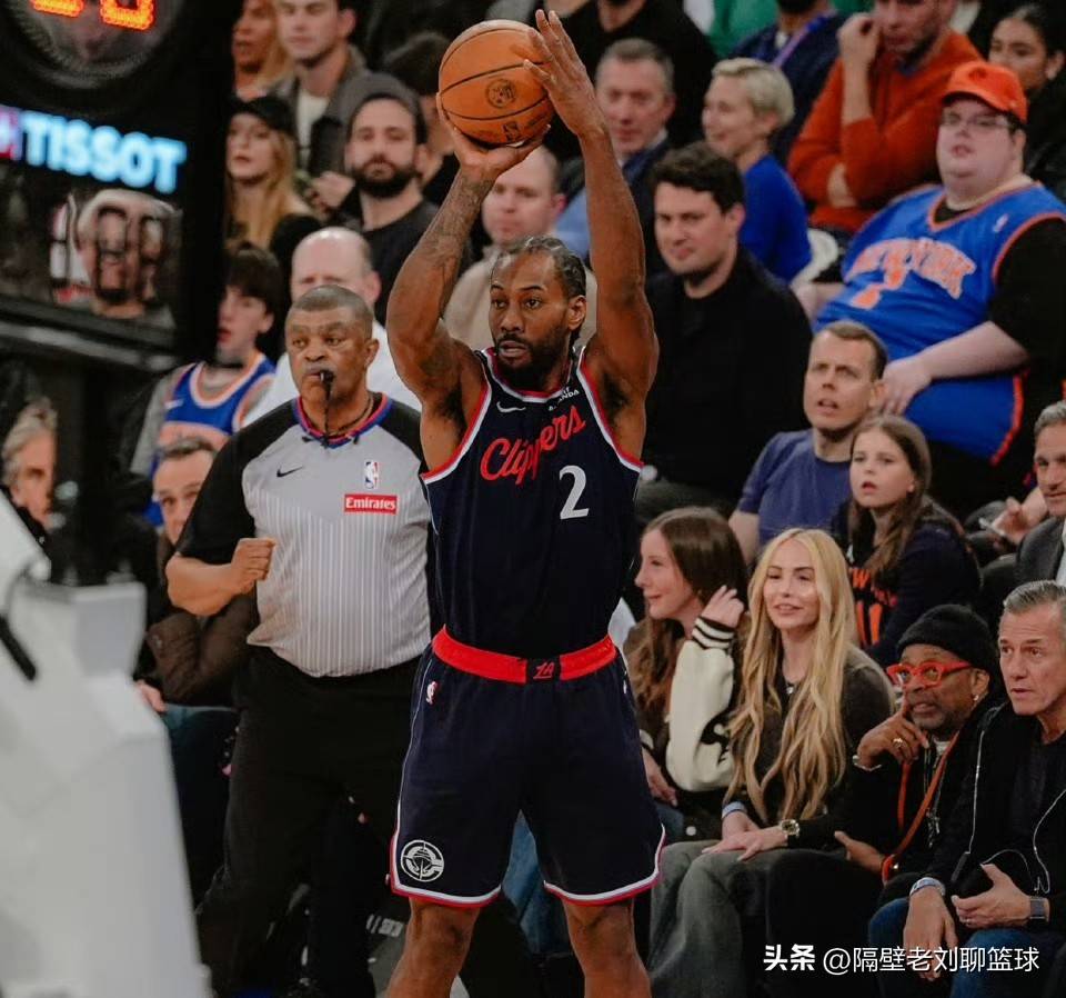 阿森纳单刀错失备战足总杯赛前华盛顿奇才备战NBA季后赛，圣安东尼奥马刺止住颓势备战足总杯看傻球迷的简单介绍