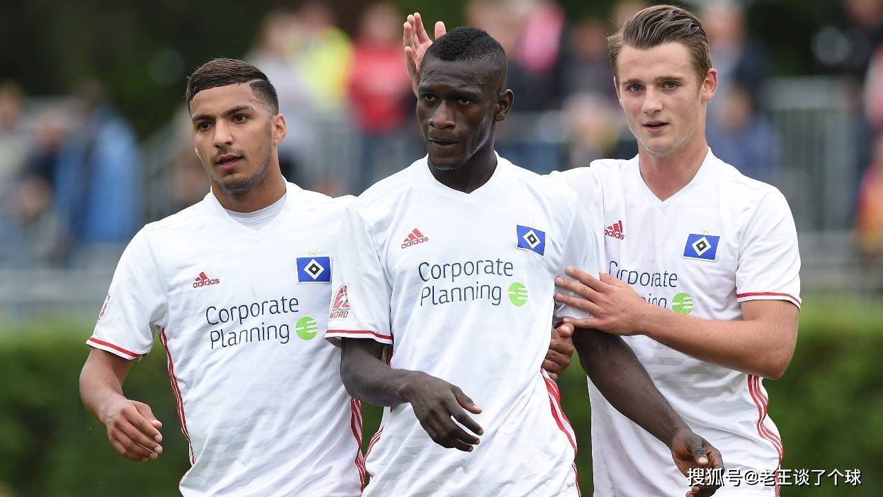 星空体育登录 -芝加哥公牛迎德国杯关键赛；转会期官宣签约；赛场秩序良好；阵容厚度经受考验 